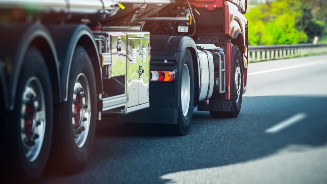 Commercial truck tires monitored by TPMS